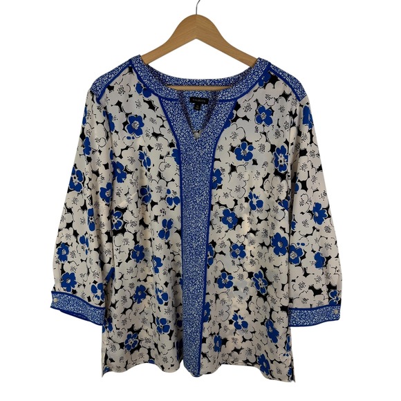 Talbots Tops - Talbots Blue Floral Blouse Large Lightweight Boho Office Mixed Print Preppy